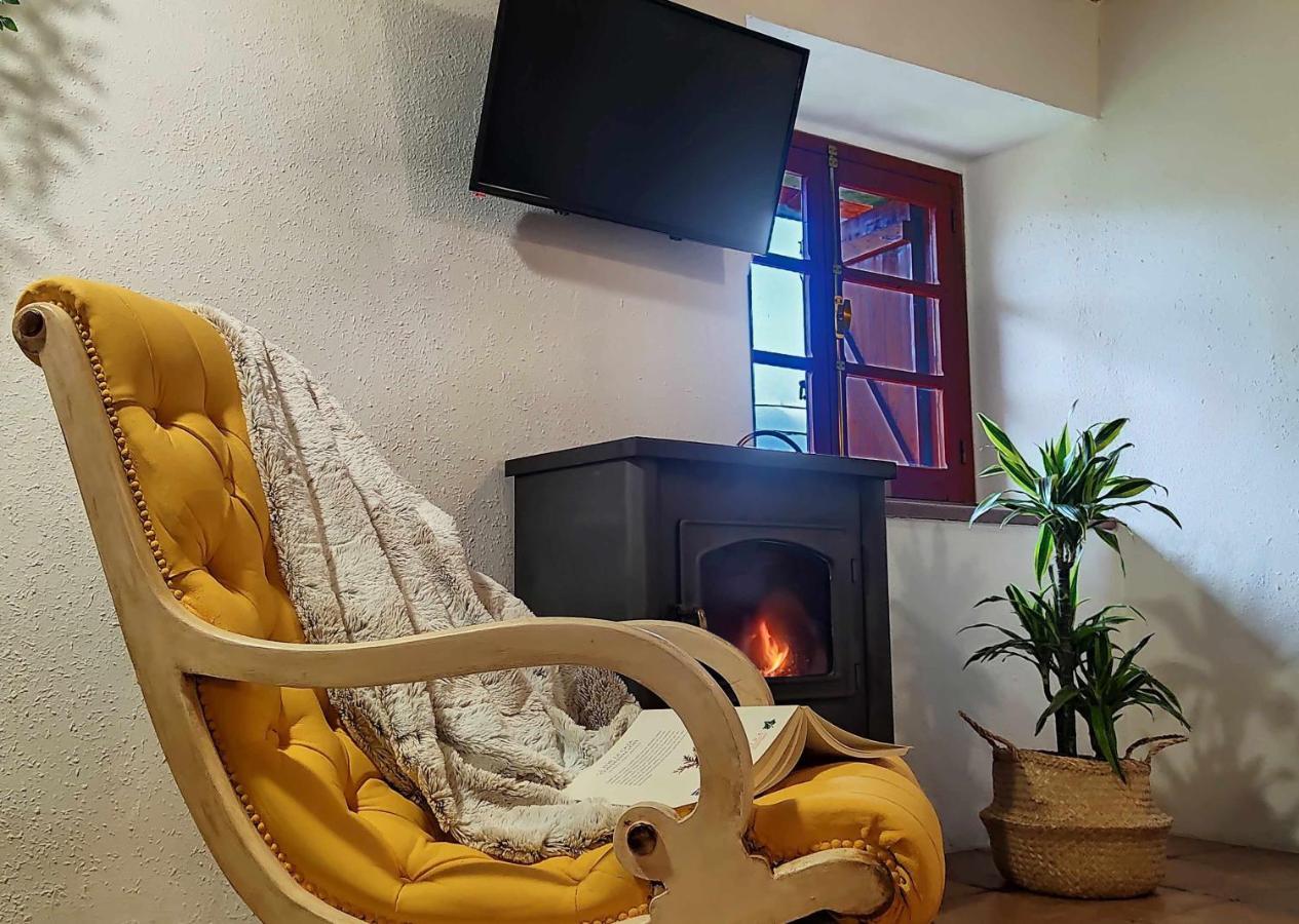 Apartamentos Rurales La Laguna Somiedo Valle de Lago Εξωτερικό φωτογραφία