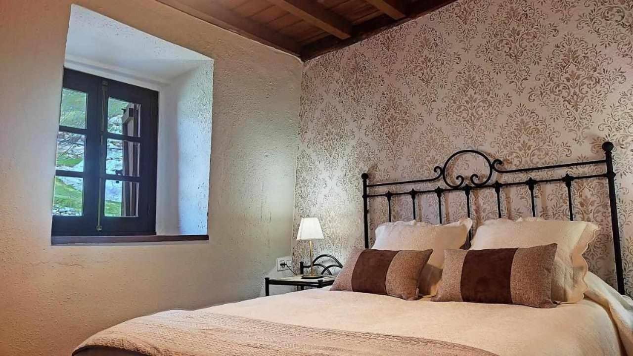 Apartamentos Rurales La Laguna Somiedo Valle de Lago Εξωτερικό φωτογραφία