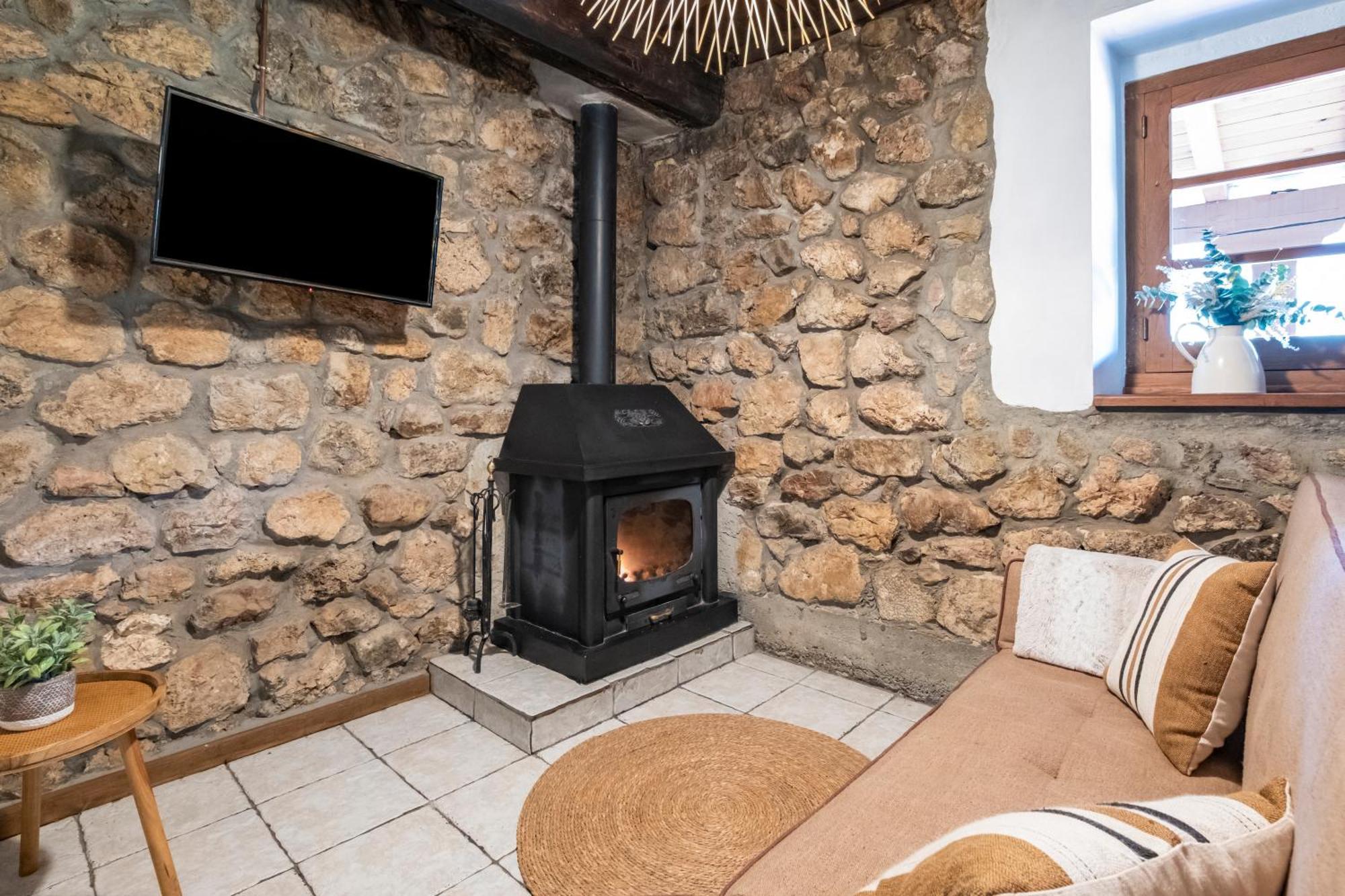 Apartamentos Rurales La Laguna Somiedo Valle de Lago Εξωτερικό φωτογραφία