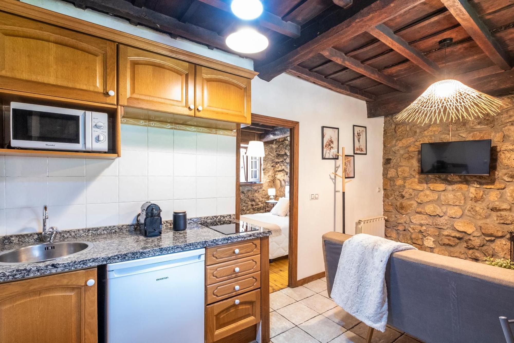 Apartamentos Rurales La Laguna Somiedo Valle de Lago Εξωτερικό φωτογραφία