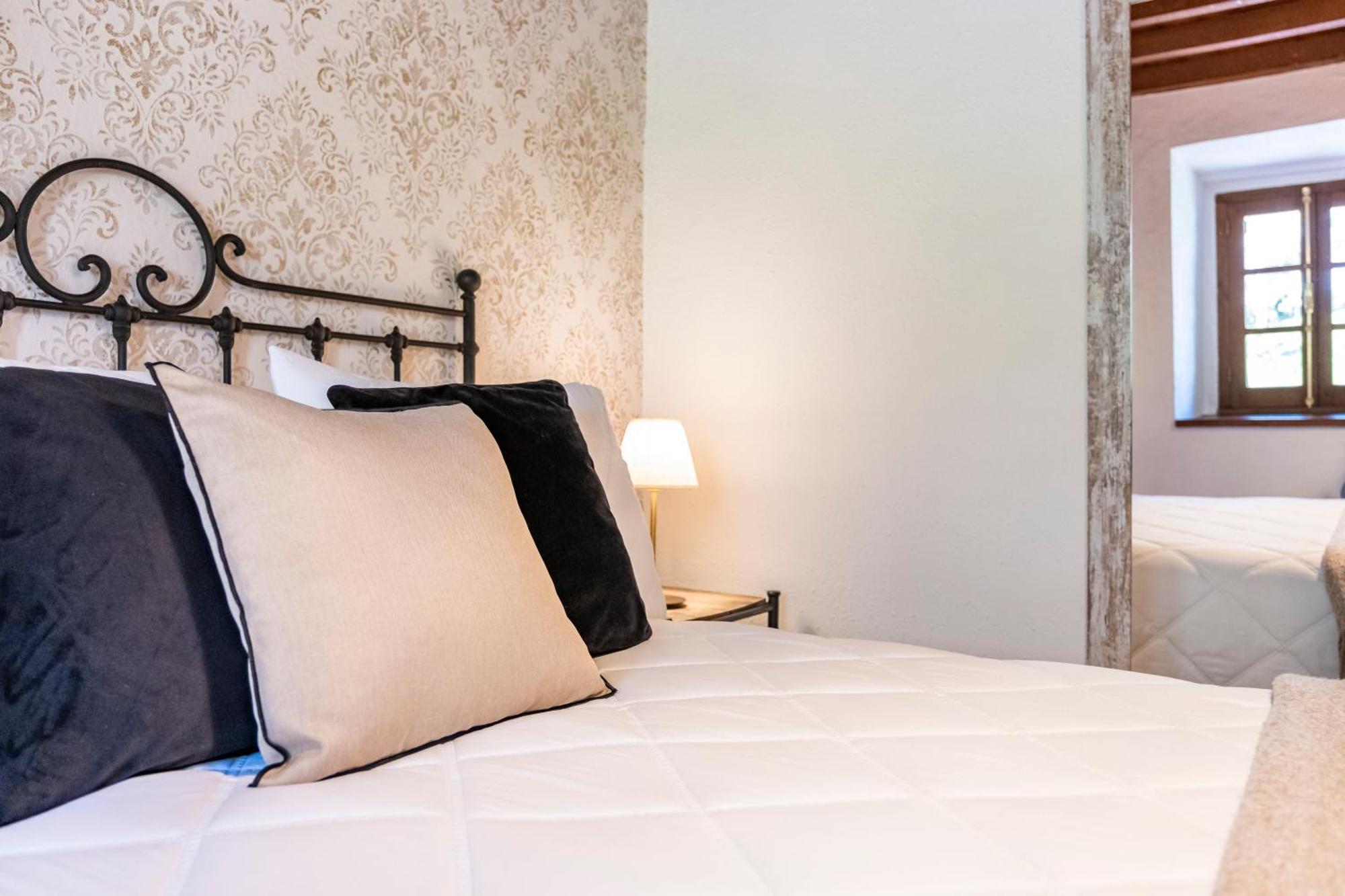 Apartamentos Rurales La Laguna Somiedo Valle de Lago Εξωτερικό φωτογραφία