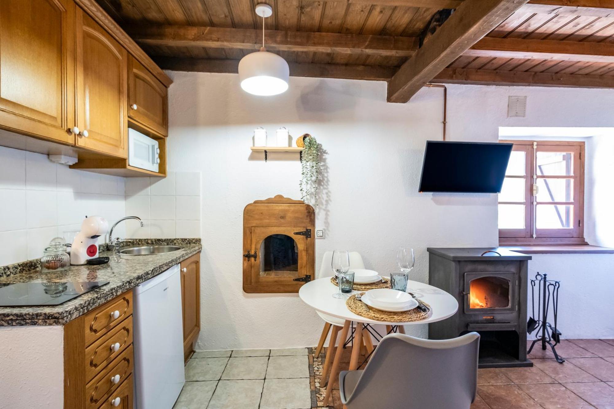 Apartamentos Rurales La Laguna Somiedo Valle de Lago Εξωτερικό φωτογραφία